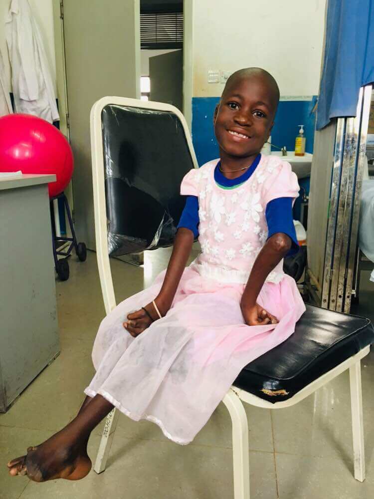 Justine nach der ersten OP